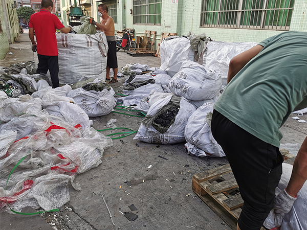 北京正極片回收 好色先生TVAPP回收 聯係電話 16年正規公司